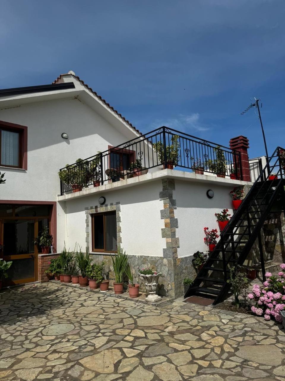 Villa Zefi Rrenc Papaj Kültér fotó
