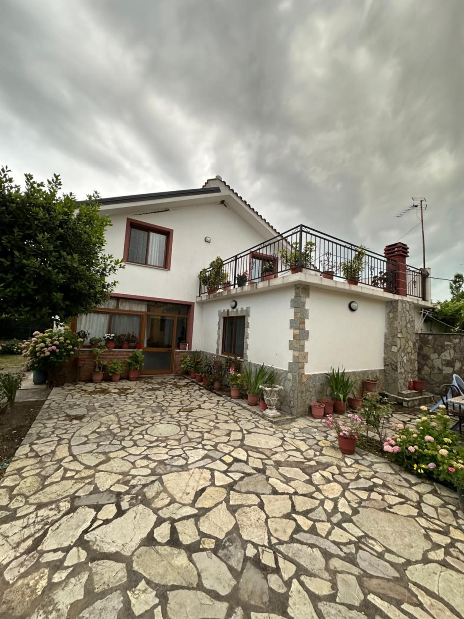 Villa Zefi Rrenc Papaj Kültér fotó