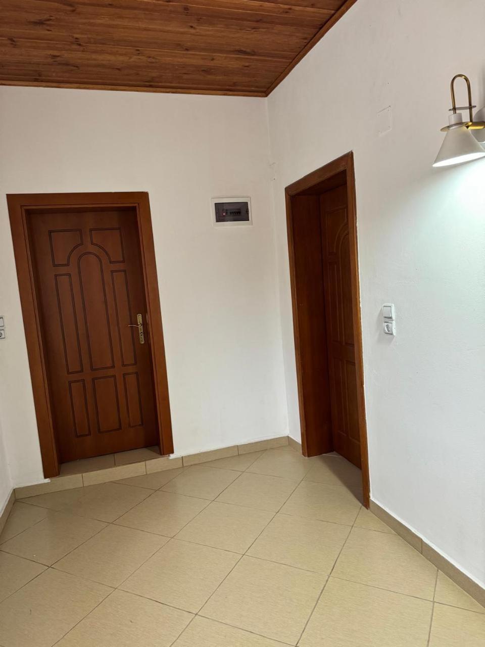 Villa Zefi Rrenc Papaj Kültér fotó