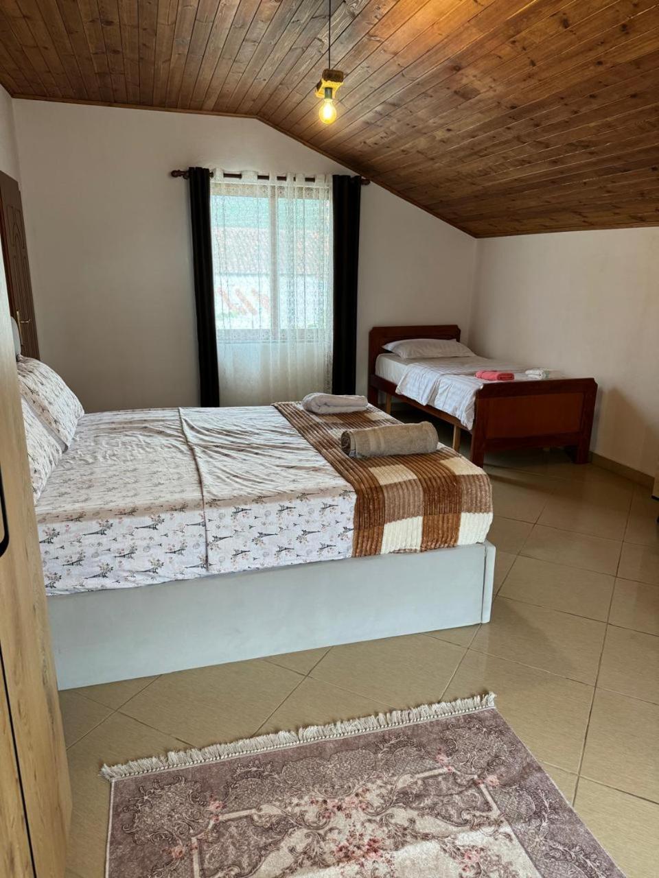 Villa Zefi Rrenc Papaj Kültér fotó