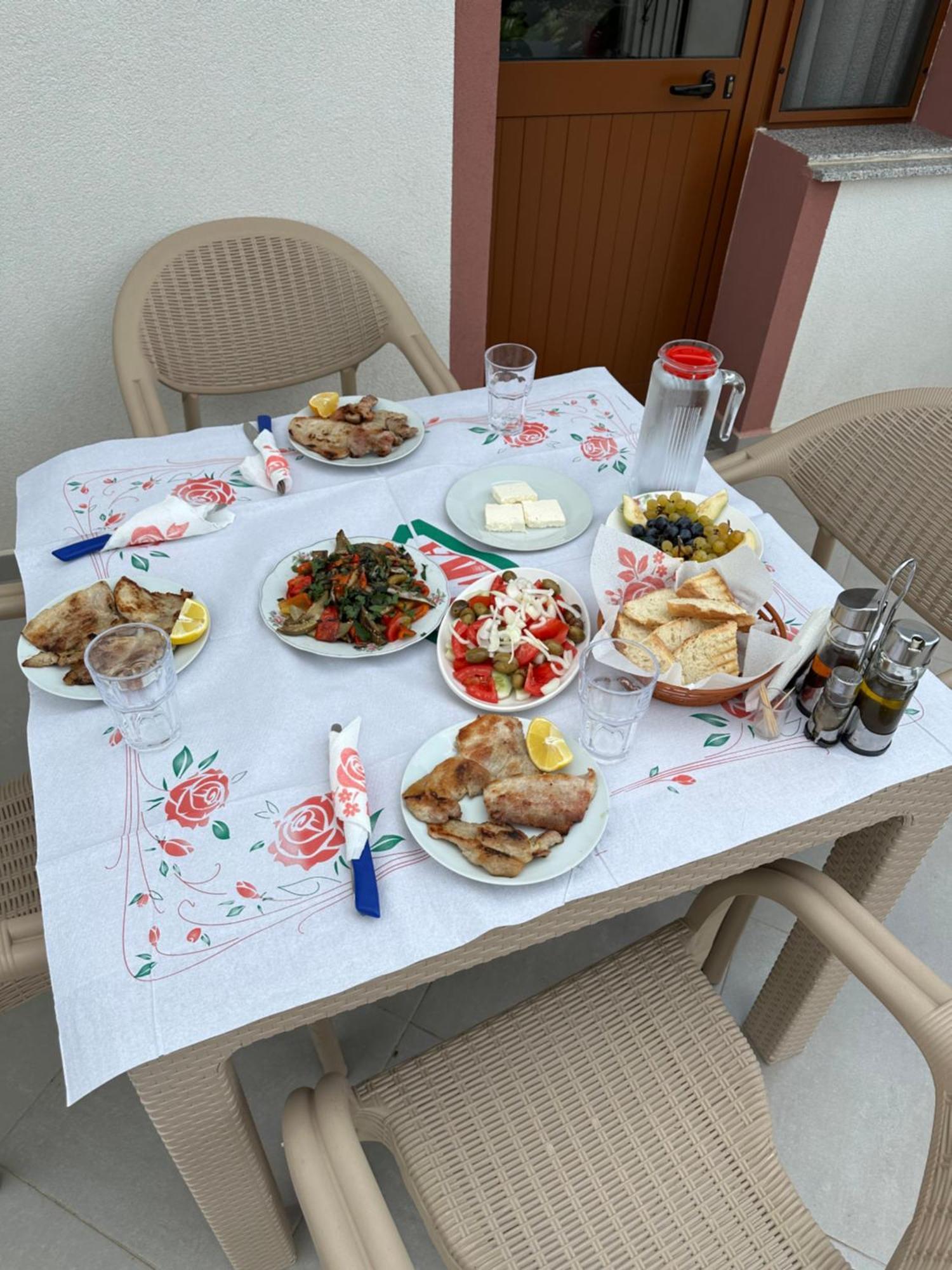 Villa Zefi Rrenc Papaj Kültér fotó